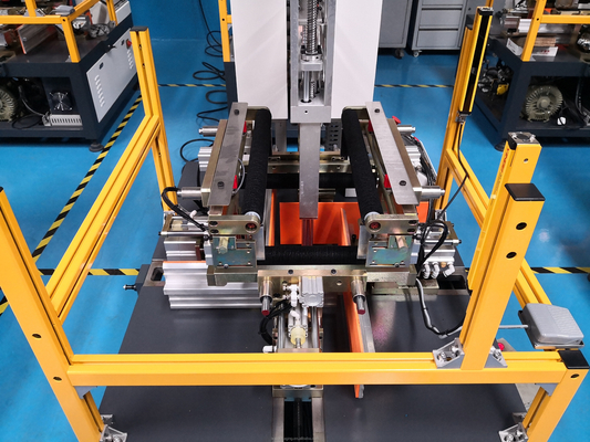 कठोर आभूषण बॉक्स रैपिंग मशीन 30 पीसी / न्यूनतम 220v 0.6MPa वायु दाब