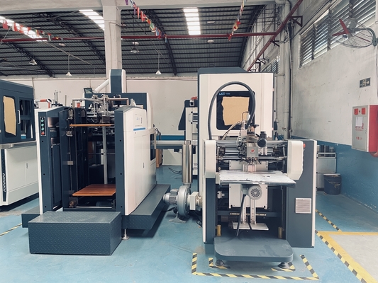 स्वचालित स्ट्रैपिंग कठोर बॉक्स बनाने की मशीन, 40 पीसी / मिनट कार्डबोर्ड बॉक्स निर्माता