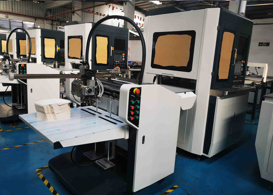 वाइन बॉक्स कवर पोजिशनिंग मशीन पेपर बॉक्स चिपकाने वाला W3180XH2114mm