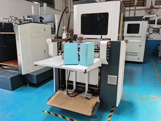 स्वीट रिजिड बॉक्स मेकिंग मशीन 320gsm कार्टन बॉक्स मैन्युफैक्चरिंग मशीन 110mm 550mm