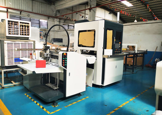 उच्च कार्य गति के साथ पेपर ग्लूइंग मशीन और बॉक्स डबल प्रेसिंग मशीन