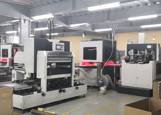 चॉकलेट बॉक्स और प्रीमियम उपहार बॉक्स के लिए कठोर उपहार बॉक्स बनाने की मशीन
