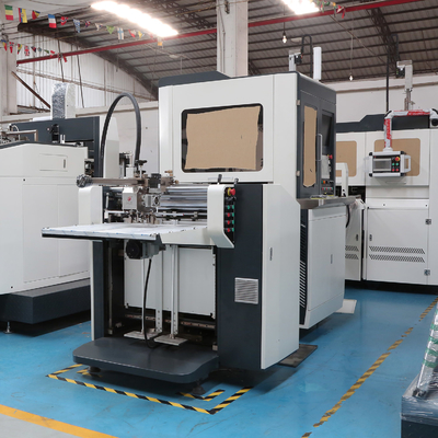 पूरी तरह से स्वचालित 380V 3P कार्टन बॉक्स निर्माण मशीन 15 - 45 पीसी / मिनट